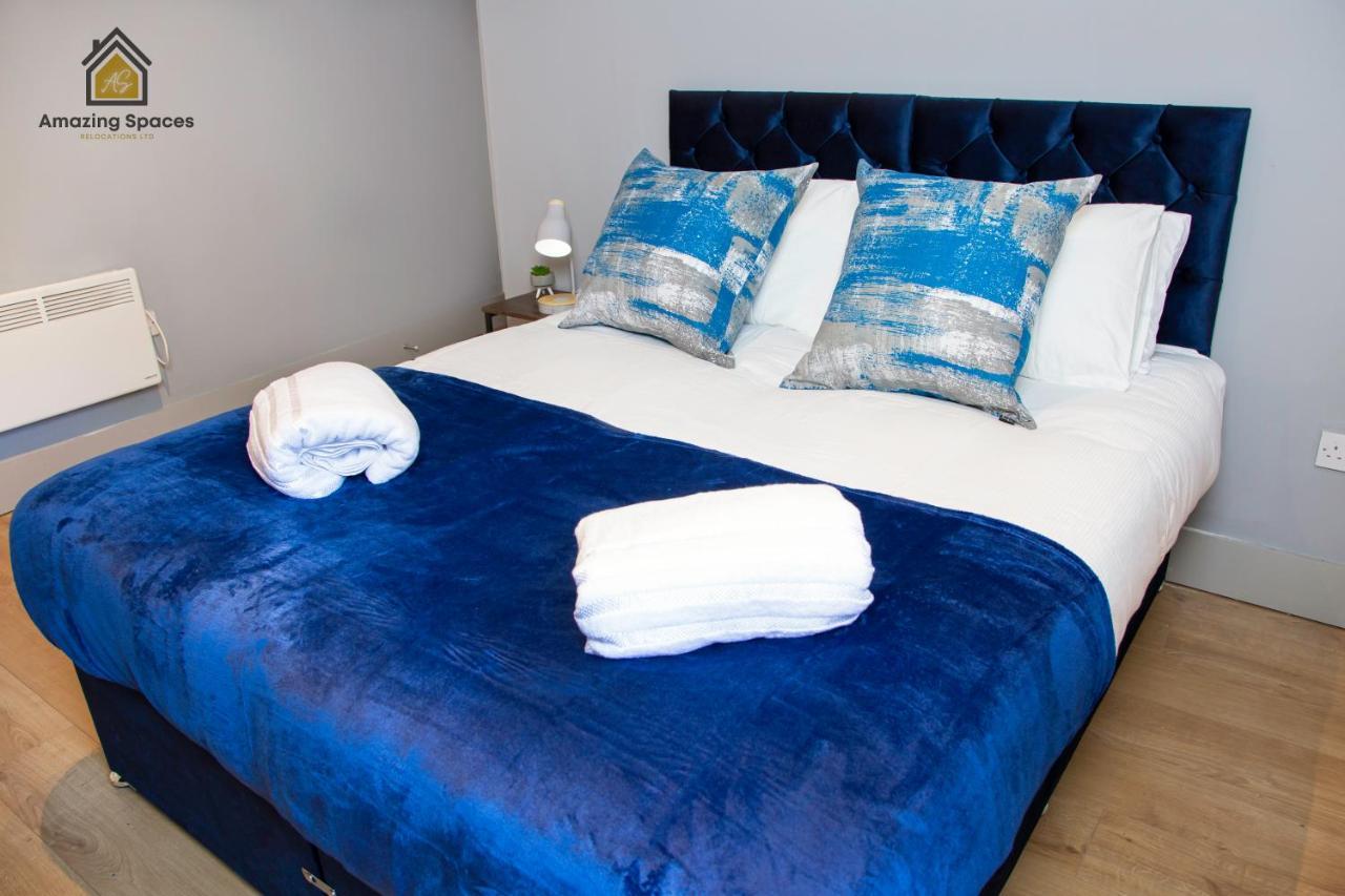 City Centre 2 Bed Flat Sleeps 3 For Work And Leisure With Free Wifi By Amazing Spaces Relocations Ltd Warrington  Zewnętrze zdjęcie
