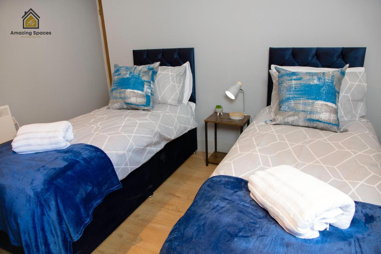 City Centre 2 Bed Flat Sleeps 3 For Work And Leisure With Free Wifi By Amazing Spaces Relocations Ltd Warrington  Zewnętrze zdjęcie